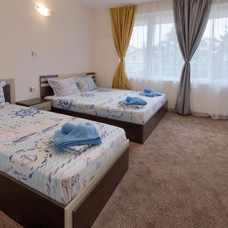 Kazlarov Guest House Kiten  Εξωτερικό φωτογραφία