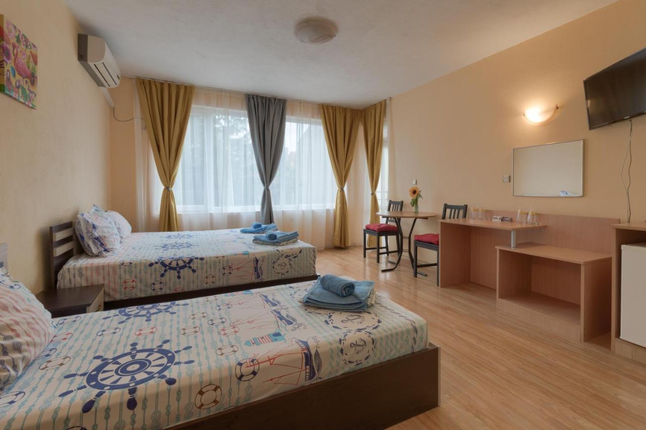 Kazlarov Guest House Kiten  Εξωτερικό φωτογραφία