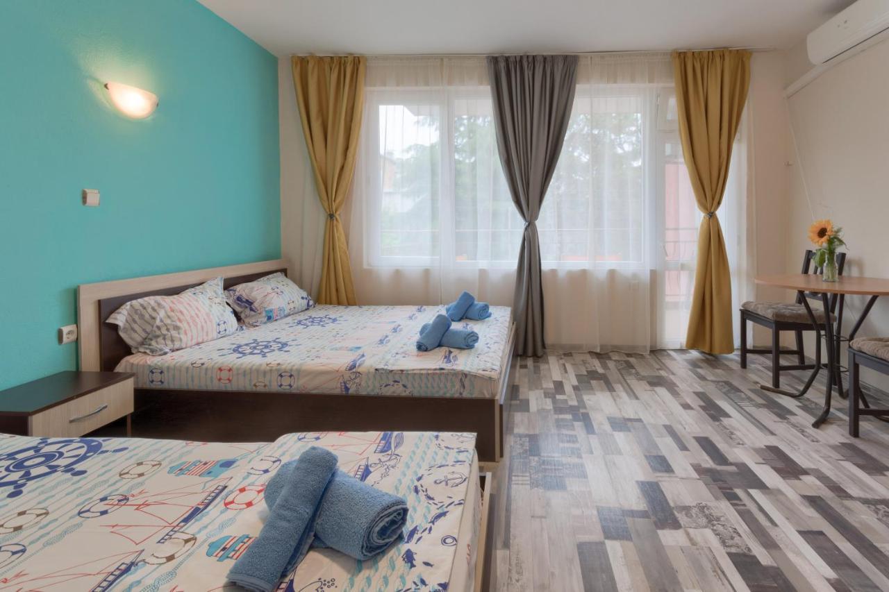 Kazlarov Guest House Kiten  Εξωτερικό φωτογραφία
