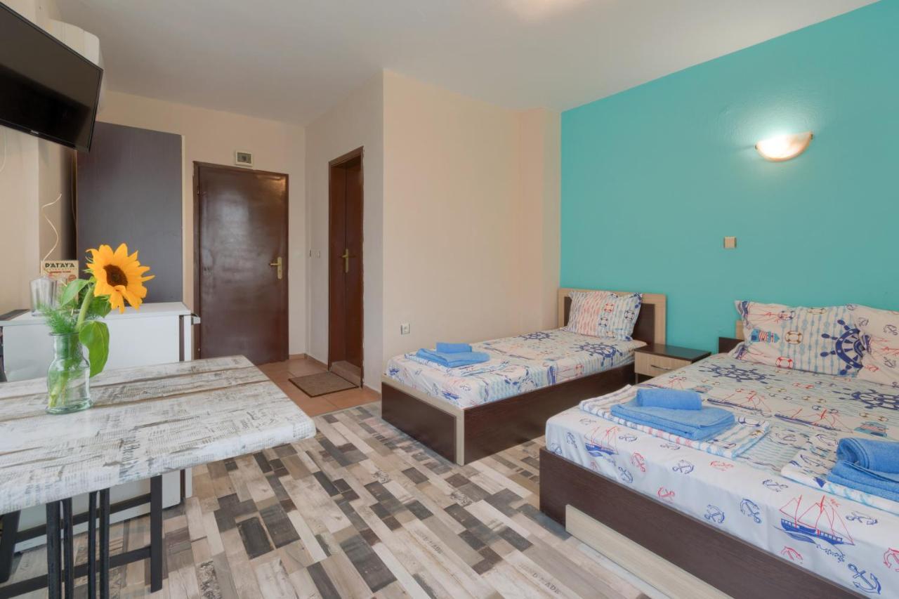 Kazlarov Guest House Kiten  Εξωτερικό φωτογραφία