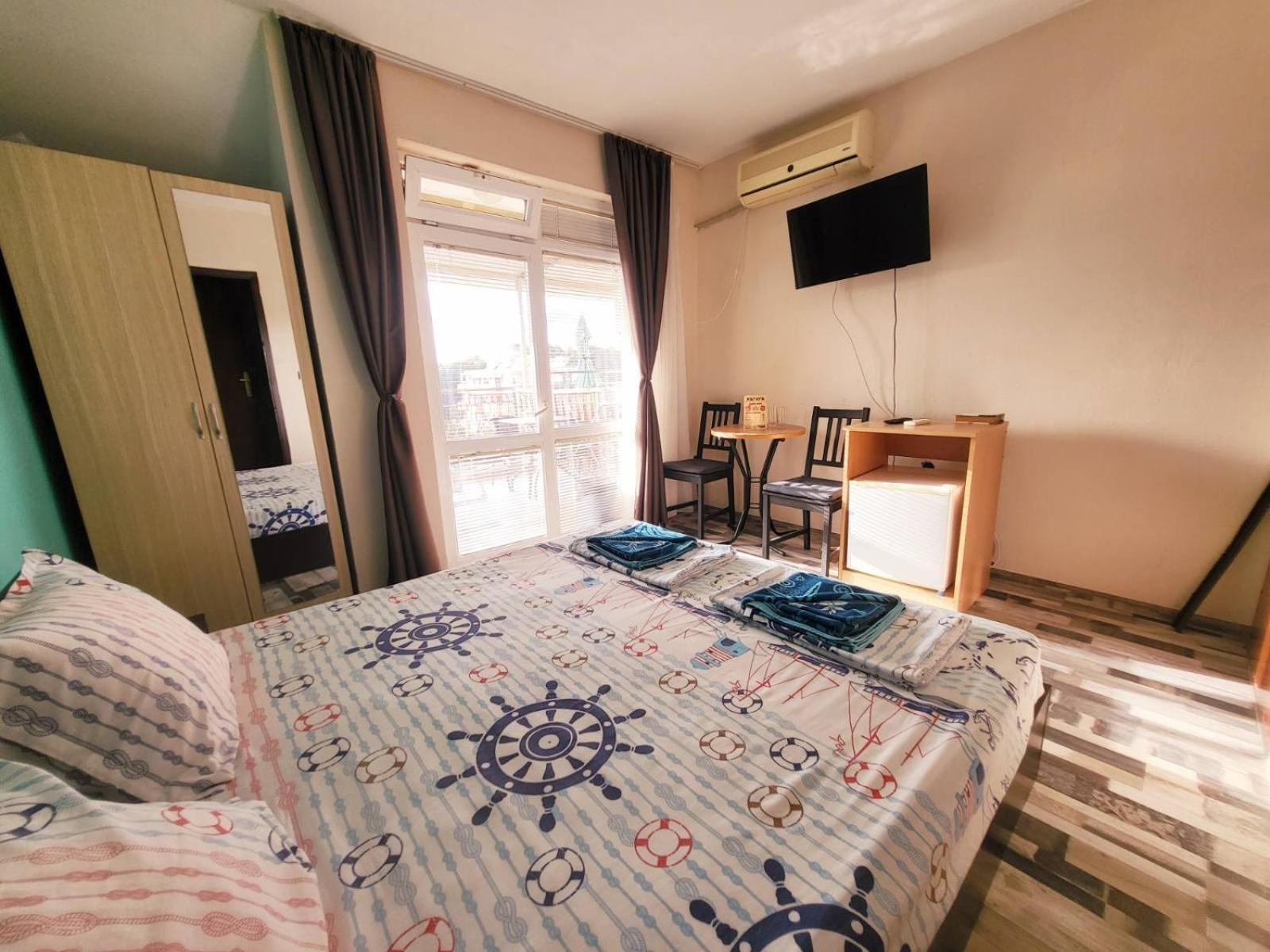 Kazlarov Guest House Kiten  Εξωτερικό φωτογραφία