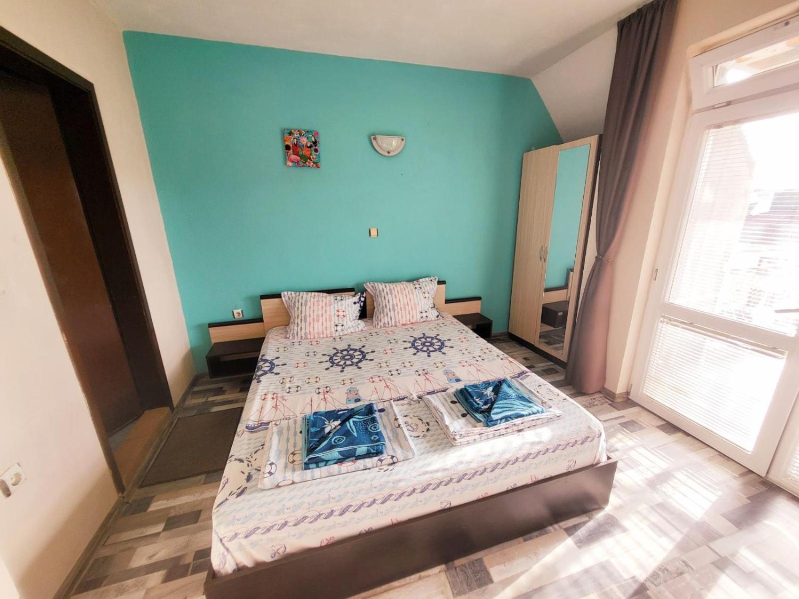 Kazlarov Guest House Kiten  Εξωτερικό φωτογραφία