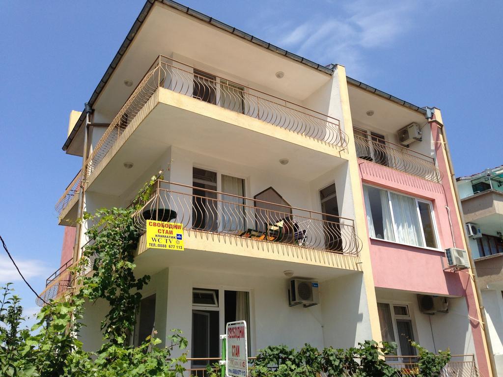 Kazlarov Guest House Kiten  Εξωτερικό φωτογραφία